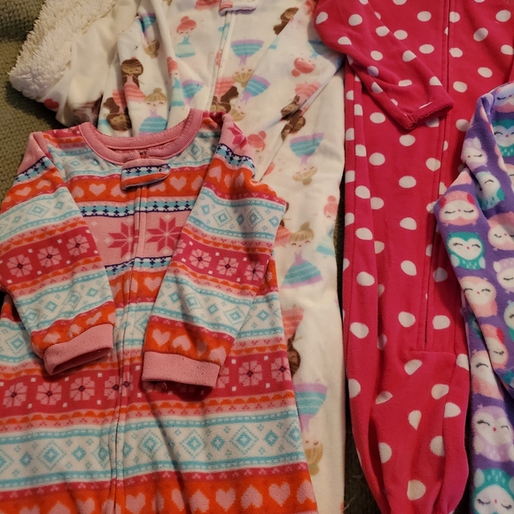 Too small - Picture 4 of 5